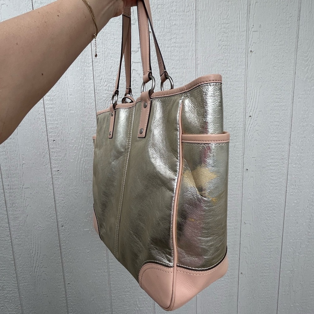 Coach Metallic Gallery Tote with wristlet - Picture 3 of 11